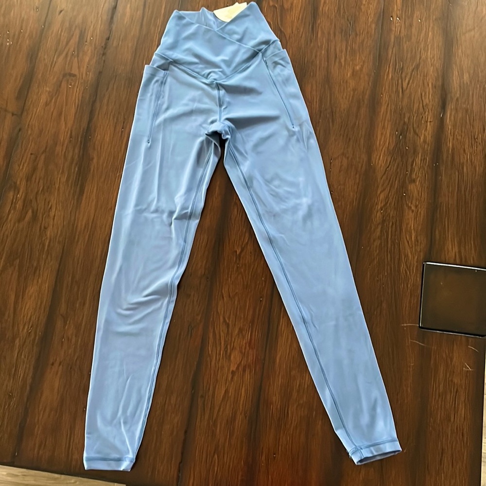 Blue Aerie Offline Crossover Leggings with Pockets